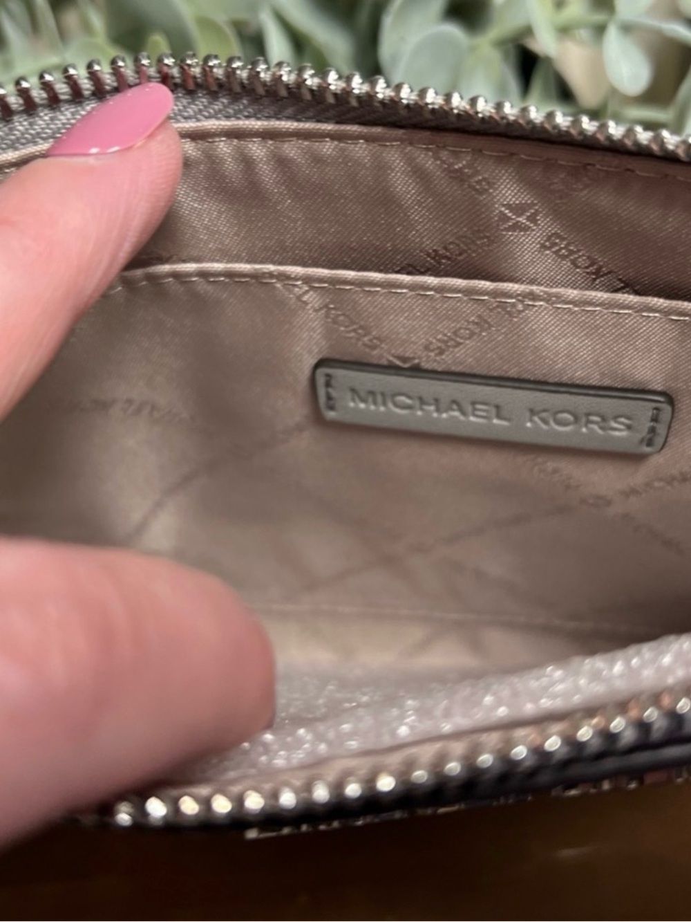 Michael Kors Gray & Black Snakeskin-Print Wristlet Clutch - Picture 2 of 3